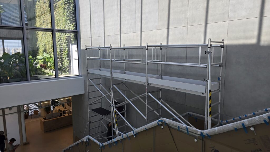 פיגום על מדרגות